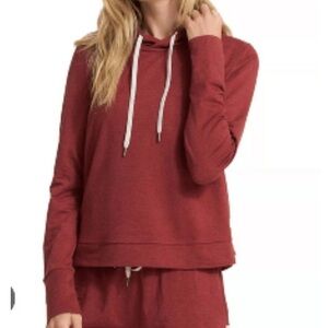 Vuori Halo Essential Hoodie Womens size small Red Orange Dream Knit Pullover